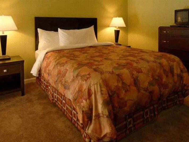 Huntingdon And Hotel 3*
