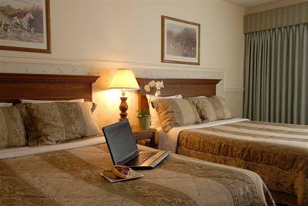 Huntingdon And Hotel 3*